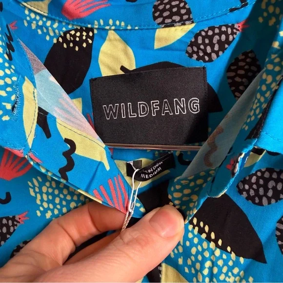 Wildfang Tropical Punch 90s THE EMPOWER BUTTON UP , Women’s Size Medium - Picture 4 of 9